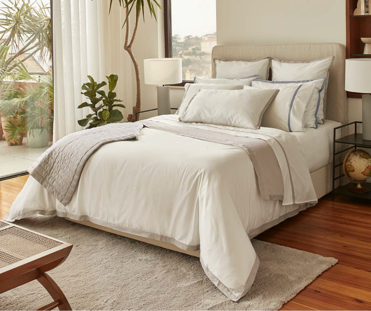 Caetano Duvet Cover Set - White/Taupe