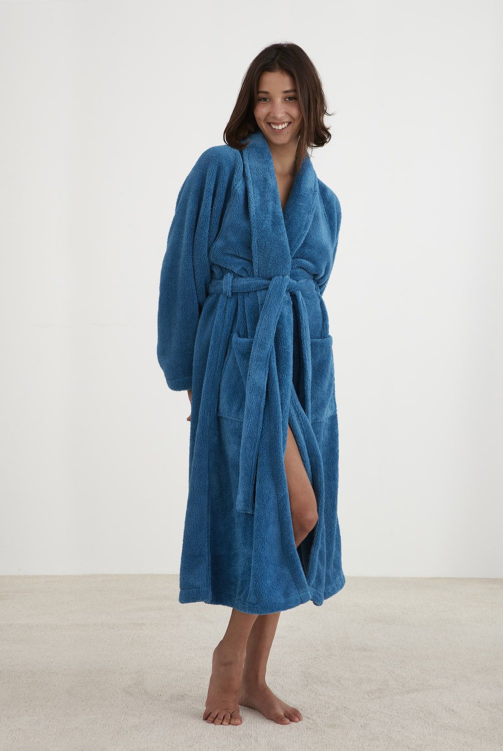 Manor Women's Plush Robe - Saxony Blue